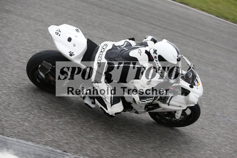 /Archiv-2025/10 23.04.2025 Cornu Master School ADR/rot-rouge/10